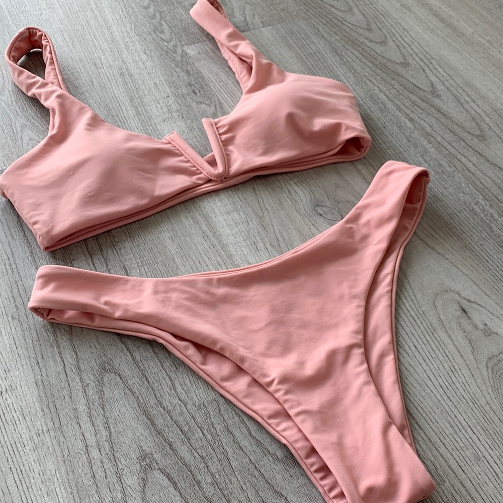 Zaful pink swimsuit - Picture 2 of 7